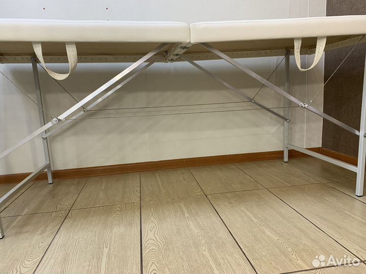 Продам кушетку