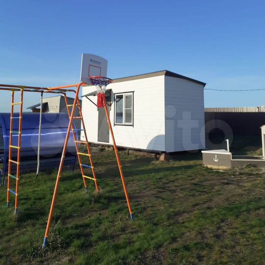 Дом 20 м² на участке 15 сот.