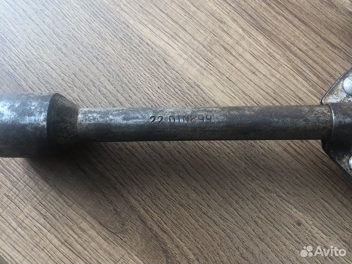 Ключ балонный крестовой