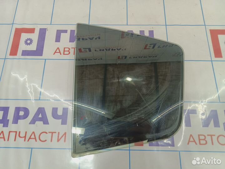 Стекло двери задней левой форточка Chevrolet Cruze