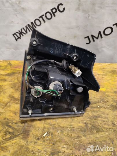 Задний левый фонарь Mitsubishi Outlander Xl CW5W