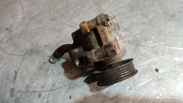 Насос гидроусилителя руля Ford Fiesta 5 2005