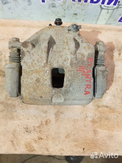 Суппорт передний правый Hyundai Elantra 4 (HD)