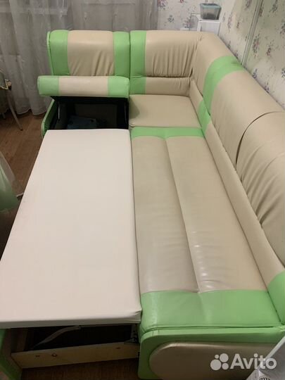 Угловой диван