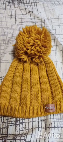 Шапка вязаная с помпоном Pepe jeans