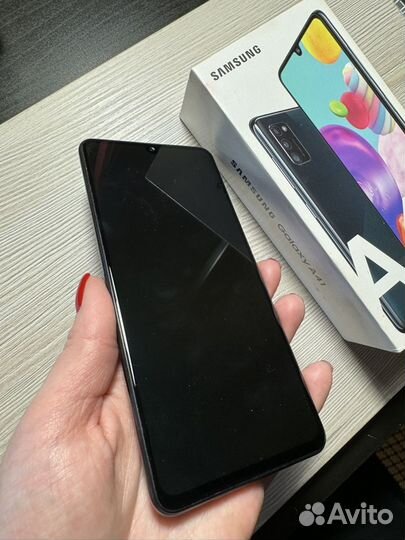 Samsung Galaxy A41, 4/64 ГБ