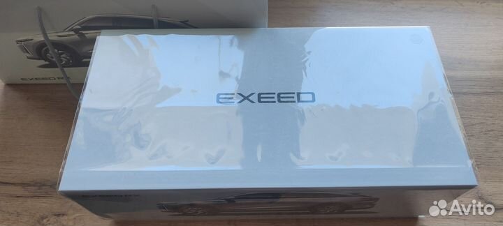Коллекционая модель машины exeed RX
