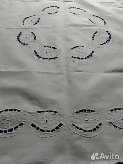 Скатерть чайная винтаж Европа ручная работа