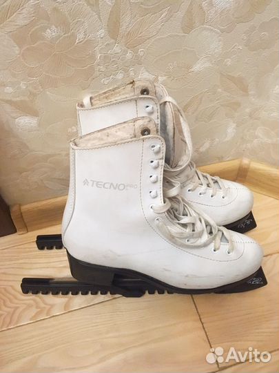 Коньки фигурные tecno PRO