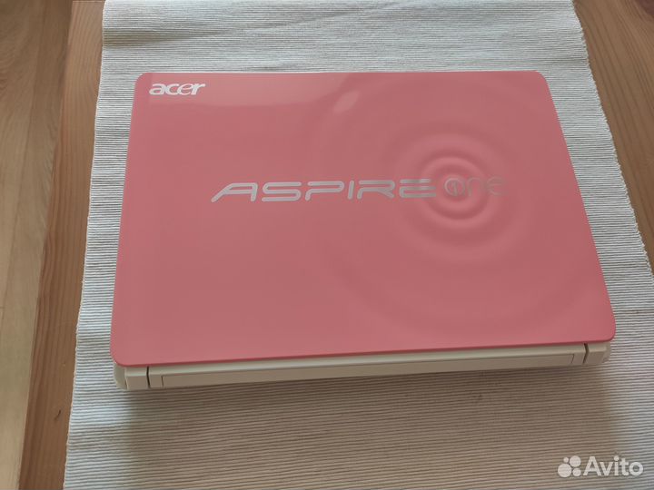 Нэтбук Acer Aspire One Happy 2