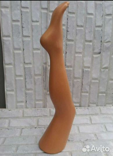 Нога объемная пластик