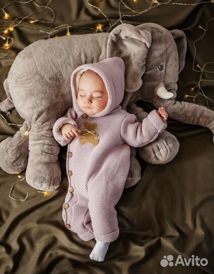 Вязаный комбинезон для новорожденного