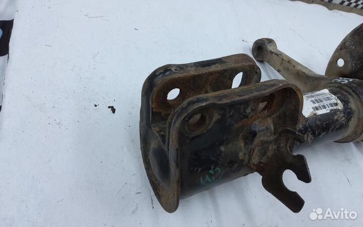 Амортизатор передней подвески правый Datsun Mi-Do