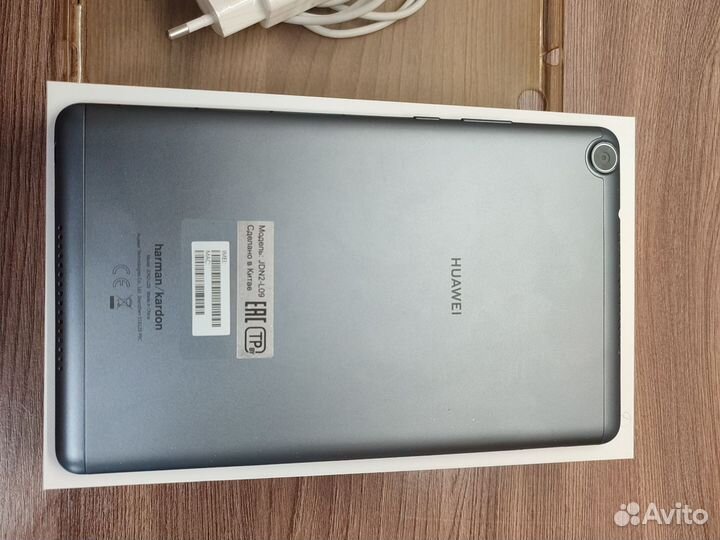 Планшет Huawei mediapad m5 lite 8