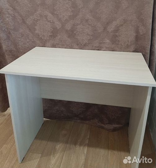 Стол письменный Практик 2