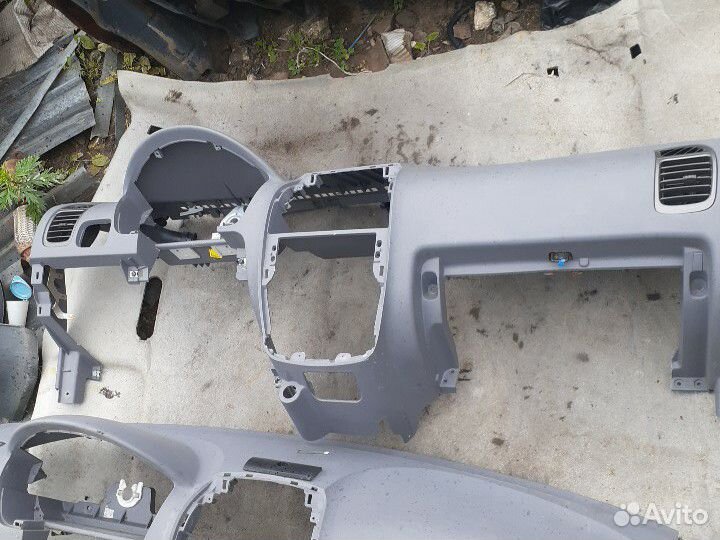 Торпедо Hyundai Accent