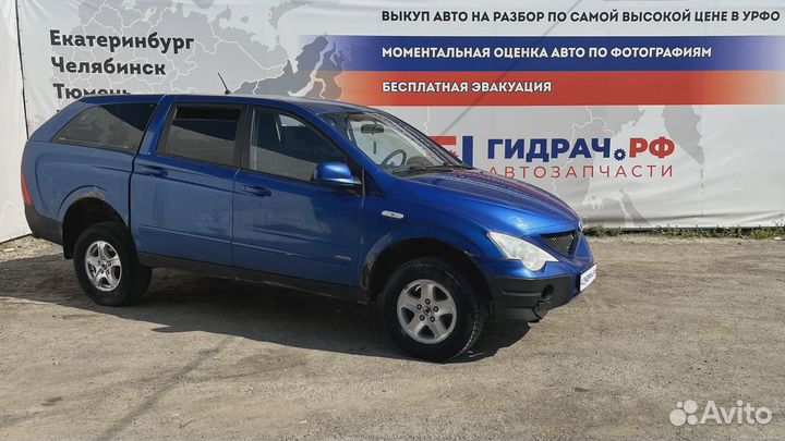 Фонарь задний левый SsangYong Actyon Sports8360132013