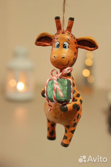 Игрушка на елку жираф