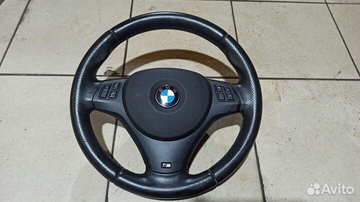 Руль М-тех бмв е90 е91 е92 из Японии
