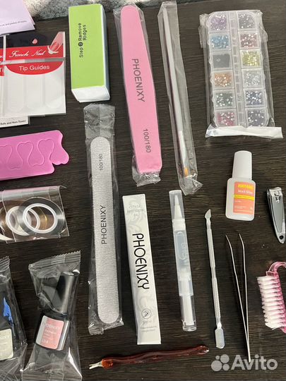 Маникюрный набор с лампой и аппаратом