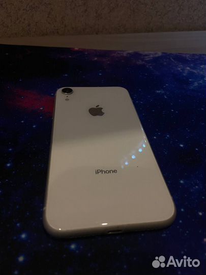 iPhone Xr, 64 ГБ