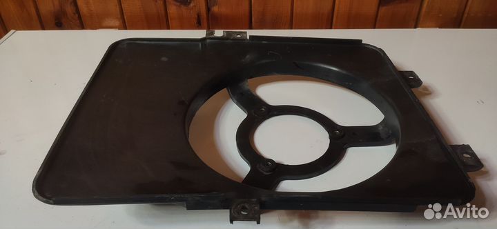 Кожух вентилятора (диффузор) ваз 2110