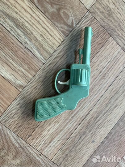 Игрушечный пистолет СССР