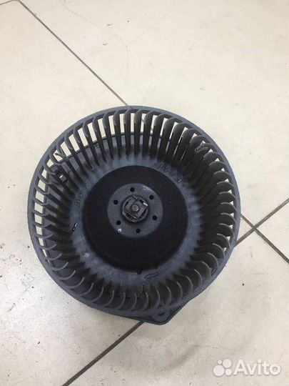 Моторчик отопителя Chevrolet Niva