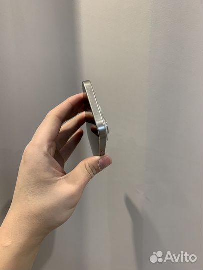 iPhone 15 Pro, 256 ГБ