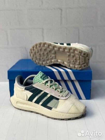 Кроссовки Adidas retropy e5