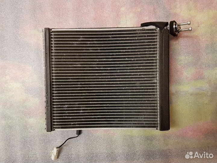 Испаритель кондиционера Toyota 88501-72010