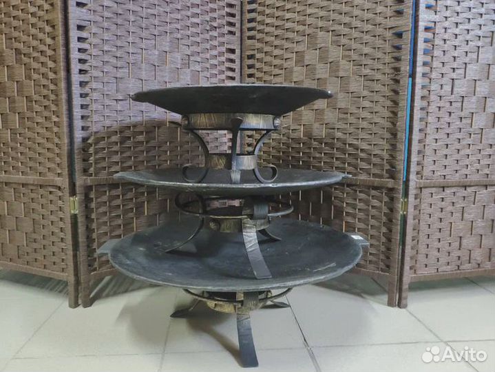 Садж на подставке