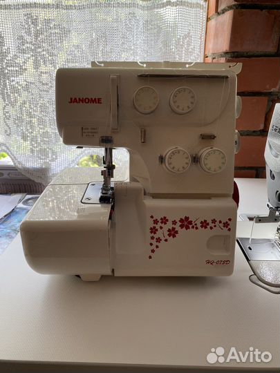 Оверлок Janome 075D