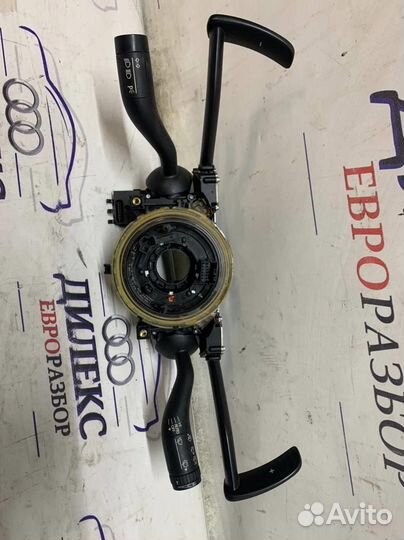 Переключатель подрулевой VW Touareg 2002-2010