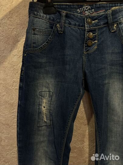 Джинсы женские