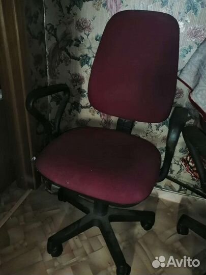 Компьютерное кресло