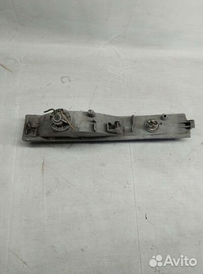 Повторитель поворота в бампер toyota town ace cr30