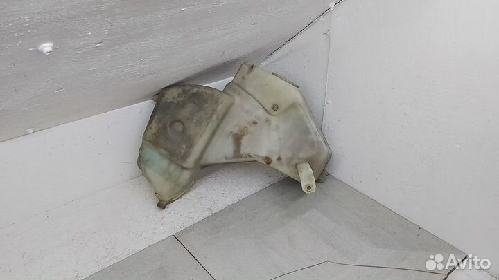 Бачок омывателя Мерседес