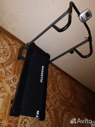 Беговая механическая дорожка