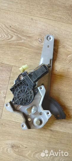 Стеклоподьемник задней левой двери hyundai getz