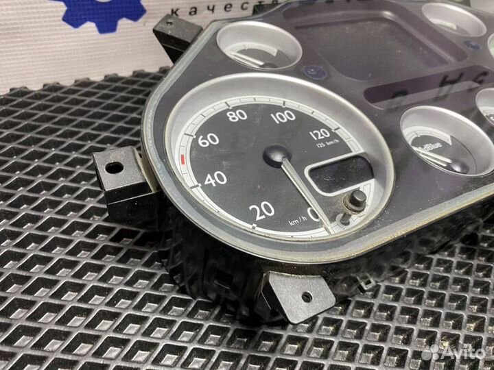 Панель приборов (щиток) DAF XF105 1699396