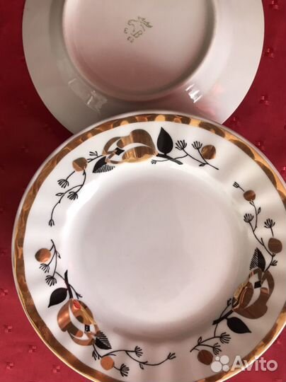 Тарелка разные