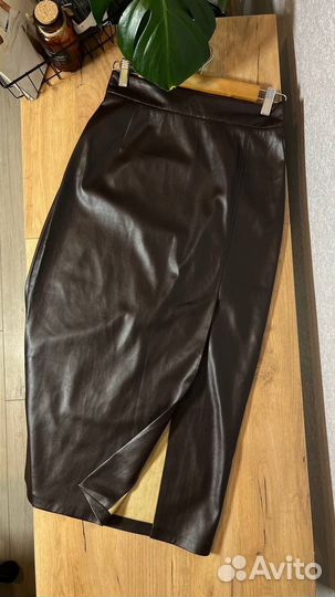Кожаная юбка 44