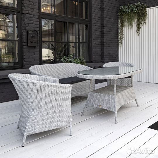 Комплект мебели из искусственного ротанга