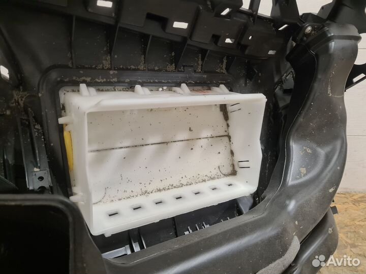 Nissan x-trail t32 торпедо б/у оригинал