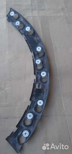 Накладка заднего правого колеса Renault Kaptur