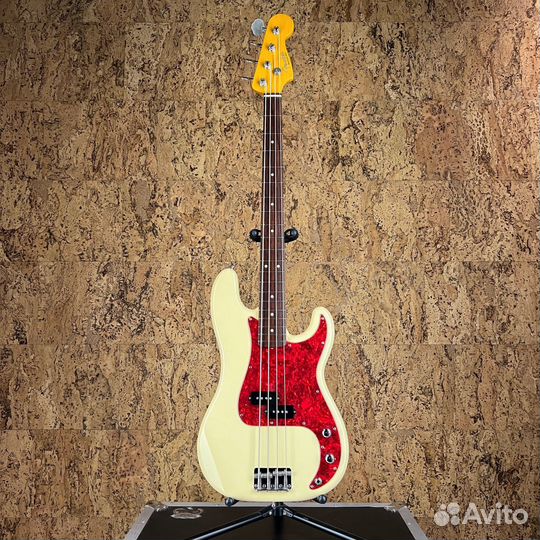 Fender PB62-53 Precision Bass White 1999 Japan