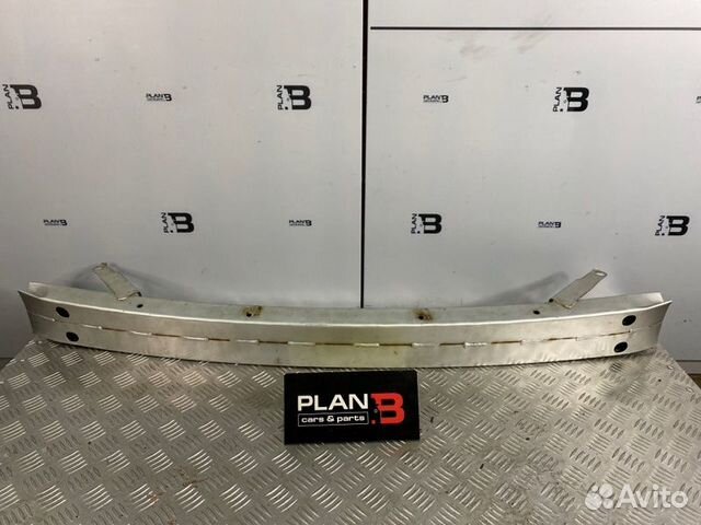 Усилитель бампера передний Toyota Corolla 120 2005