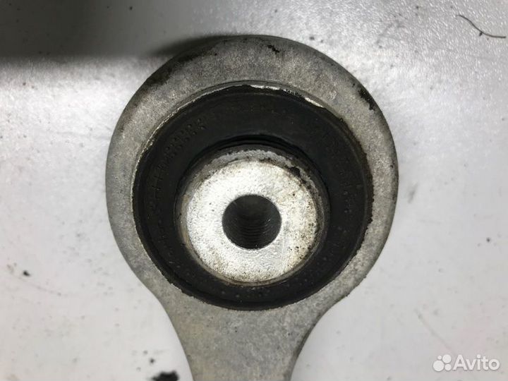 Рычаг подвески верхний Audi A6 C7 2.0 2012 перед. прав. (б/у)