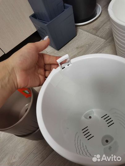 Кашпо горшок для цветов